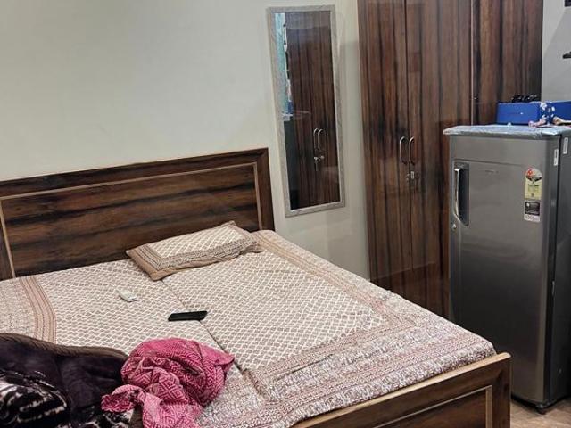 Flat for rent in Shadipur, Delhi