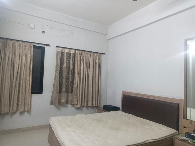 Flat for rent in Model Colony, Pune
