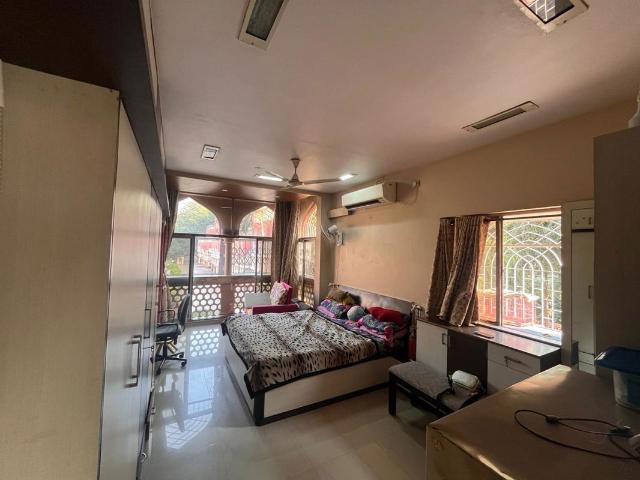 Flat for rent in Koregaon Park, Pune