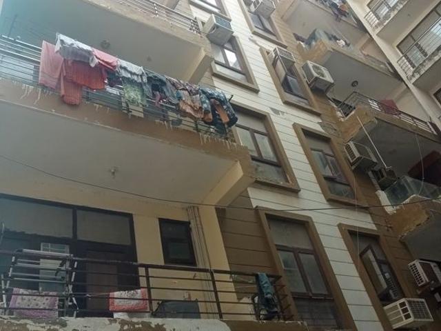 Property for rent in Hazipur, Noida