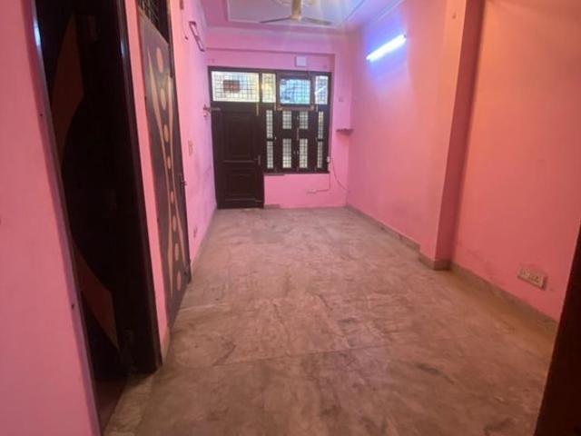 House for rent in Sector 62, Noida