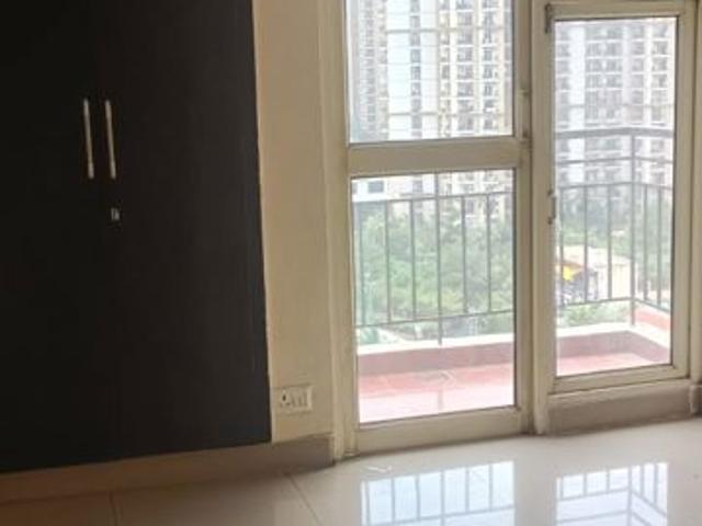 Flat for rent in Noida, Gautam Buddha Nagar