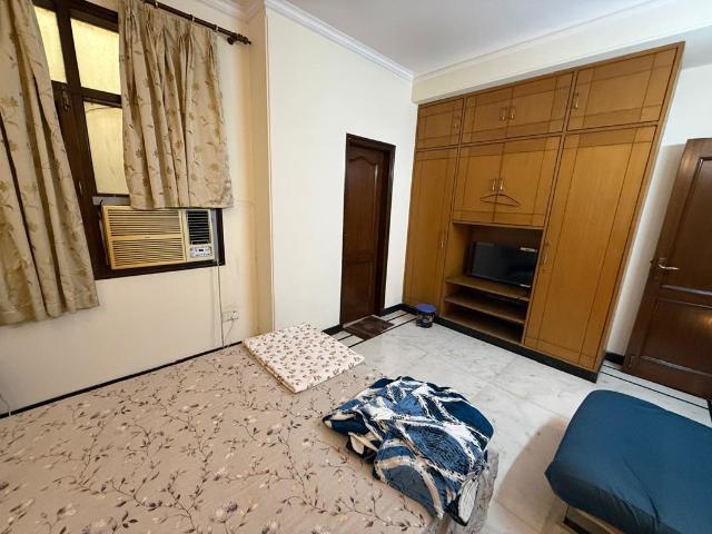 House for rent in Deri