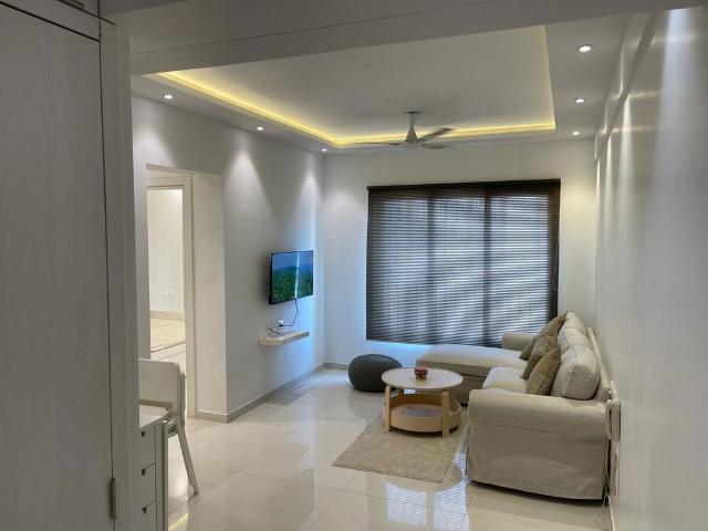 Flat for rent in Rustomjee Azziano, Thane