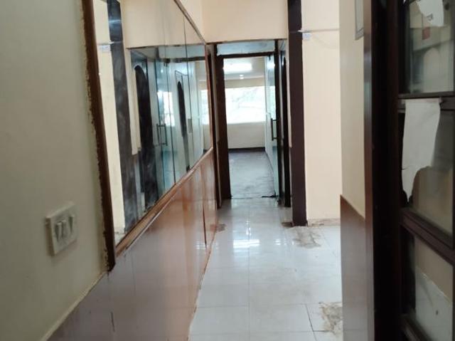 Villa for rent in Deri