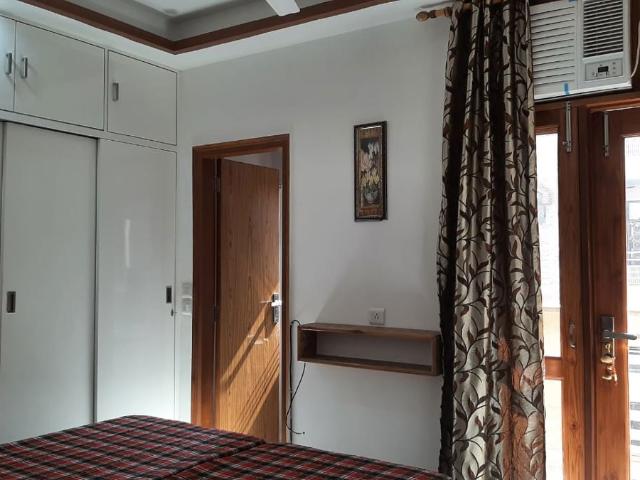 Villa for rent in Deri