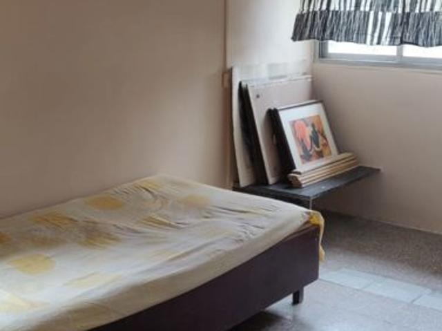 Flat for rent in Dadar West, Mumbai City District