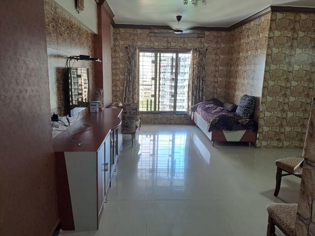 Flat for rent in Neelkanth Heights, Thane