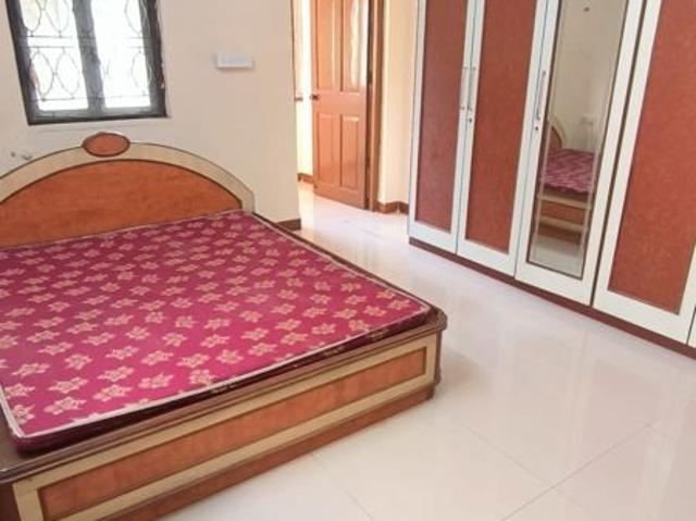 Flat for rent in Fort, Mumbai City District