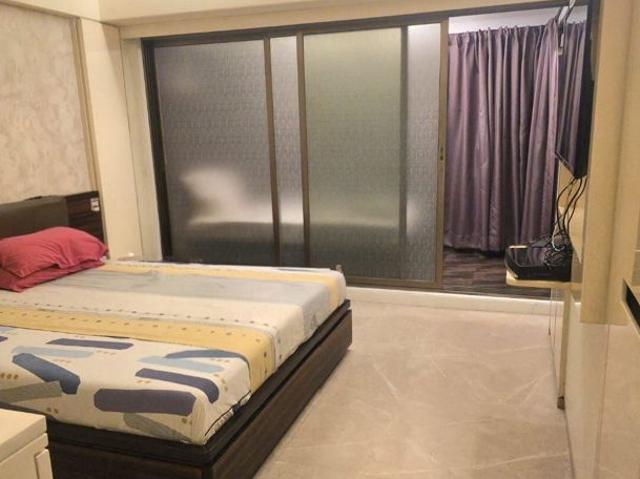 Flat for rent in Khar, Mumbai