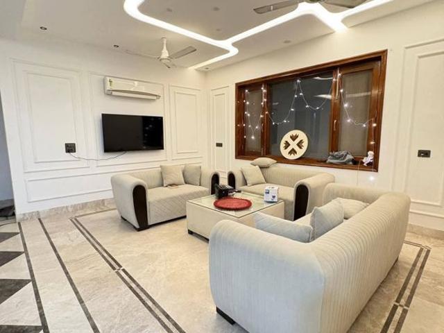 Flat for rent in Palam Vihar, Gurugram