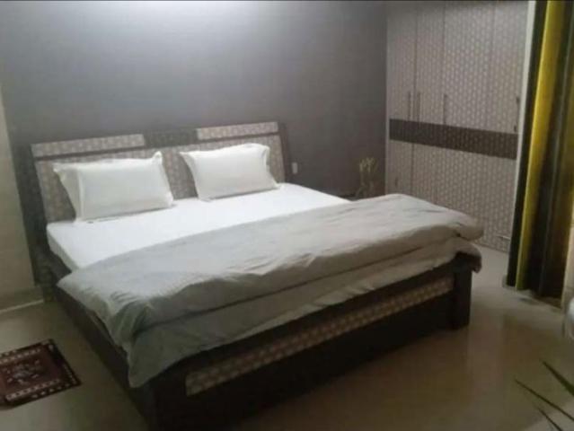 Flat for rent in Hazratganj, Lucknow