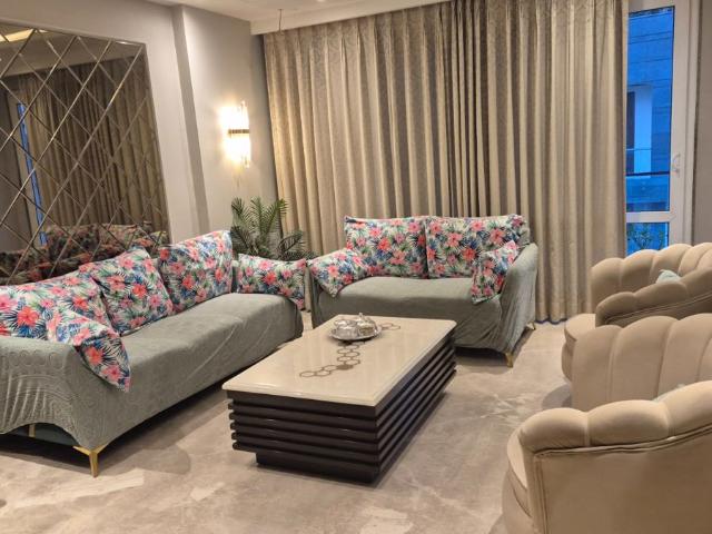 Flat for rent in Defence Colony, Delhi