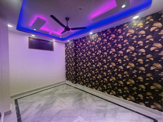 Property for rent in Malad East, Mumbai Suburban District