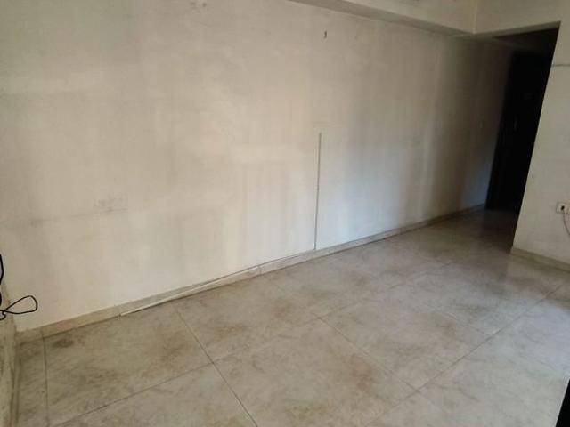 Flat for rent in Lodha Amara, Thane