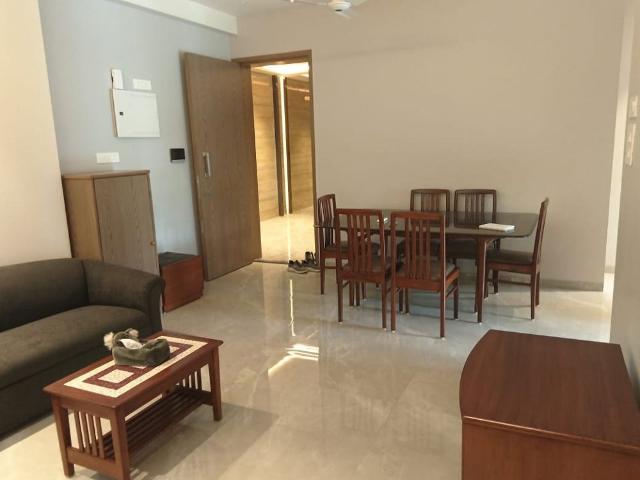 Flat for rent in Khar, Mumbai