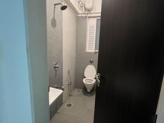 Flat for rent in Jogeshwari West, Mumbai