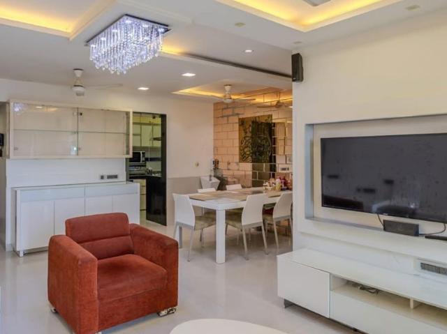 Flat for rent in Khar, Mumbai