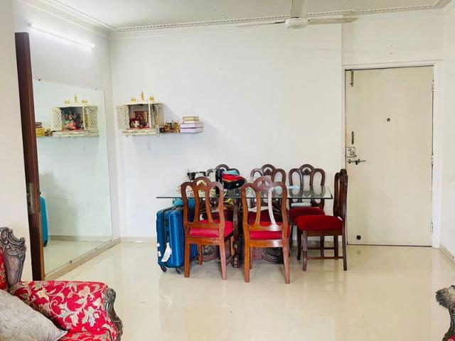 Flat for rent in Khar, Mumbai