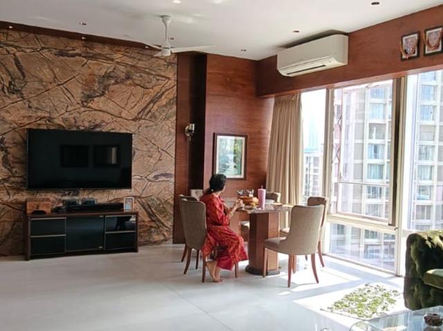 Flat for rent in Khar, Mumbai