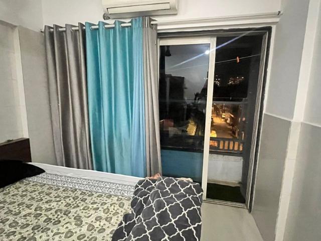 Flat for rent in Khar, Mumbai