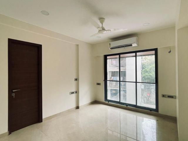 Flat for rent in Khar, Mumbai