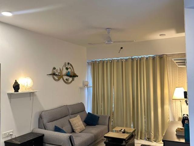 Flat for rent in Khar, Mumbai