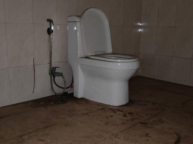 Flat for rent in Arun Vihar, Noida