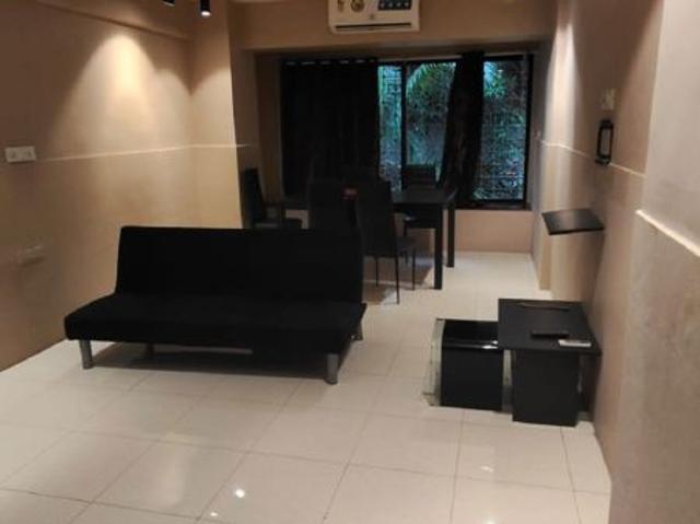 Flat for rent in Juhu, Mumbai