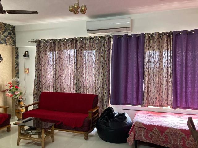 Flat for rent in Tathawade, Pune