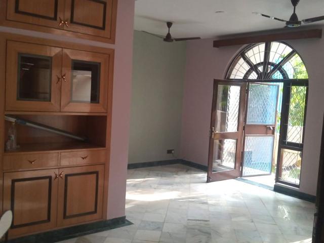 Villa for rent in C Block Sushant Lok 1, Gurugram