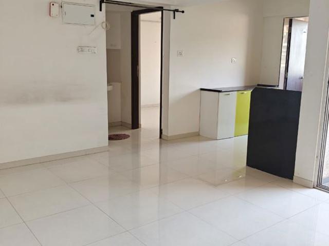 Flat for rent in Pallod Farms, Pune