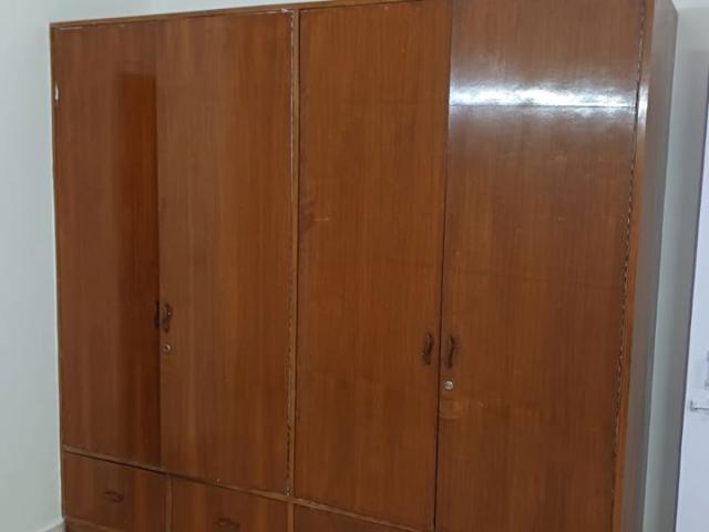 Property for rent in Deri