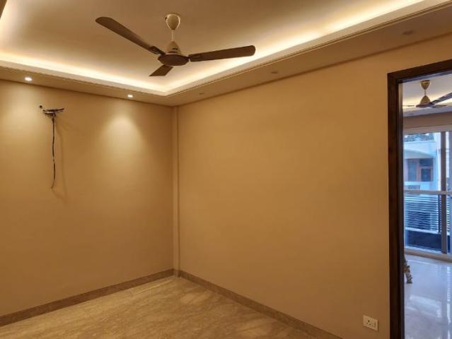 Property for rent in Deri