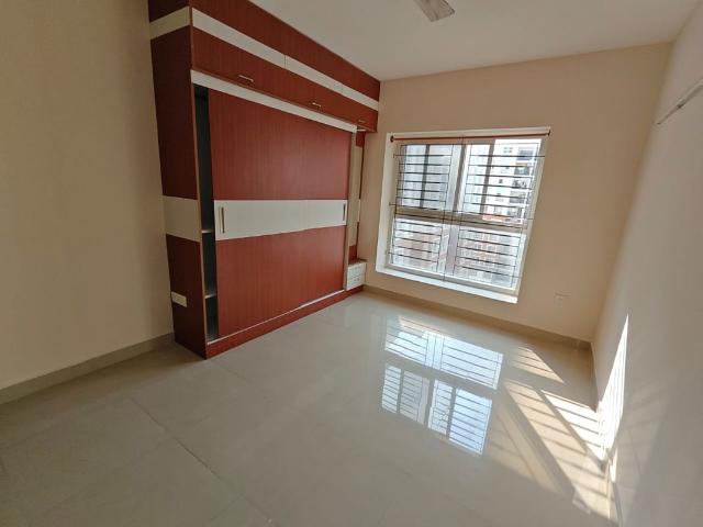 Flat for rent in Godrej Aqua, Hosahalli