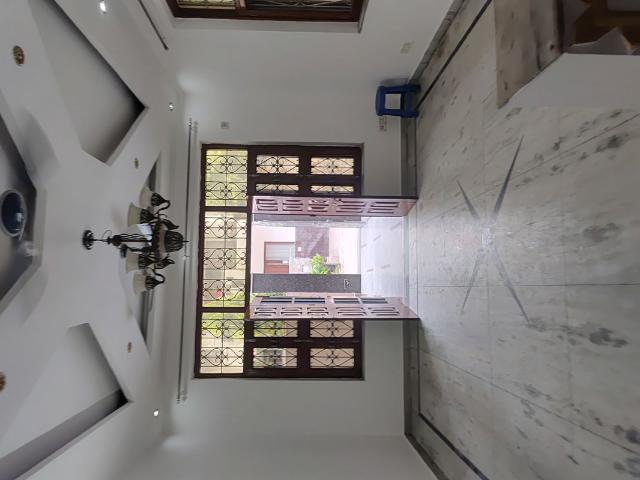 Property for rent in Sector 45, Noida