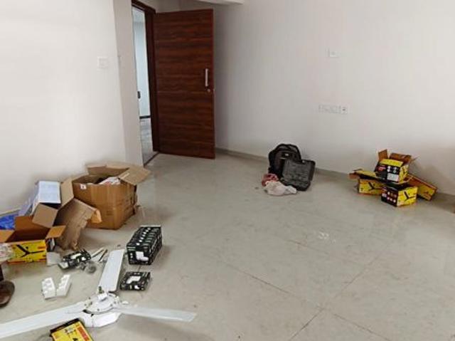 Flat for rent in Malad East, Mumbai Suburban District