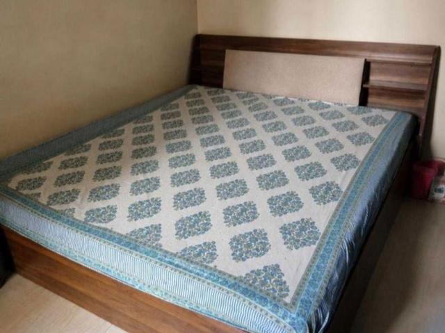 Flat for rent in Shahdara, Noida