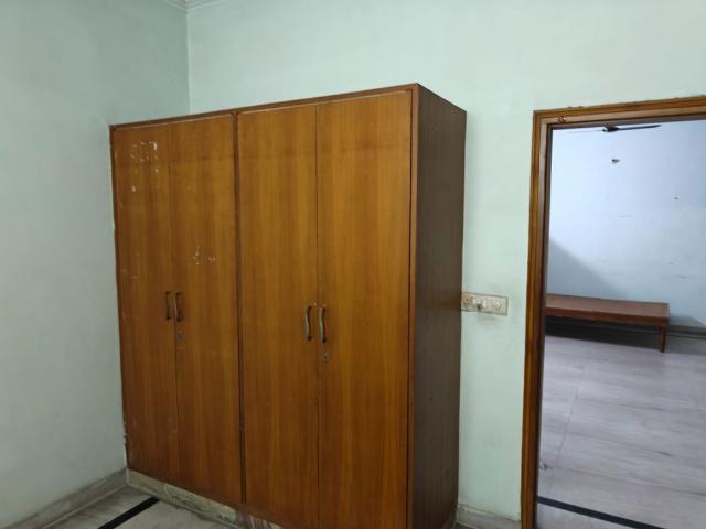 Property for rent in Sector 51, Noida