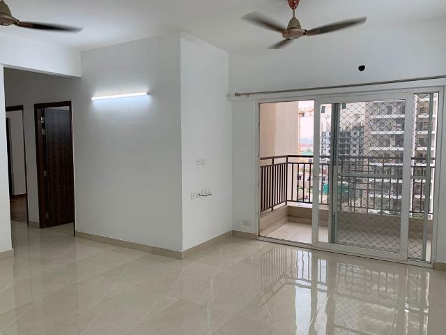 Flat for rent in MAHAGUN MODERNE, Noida