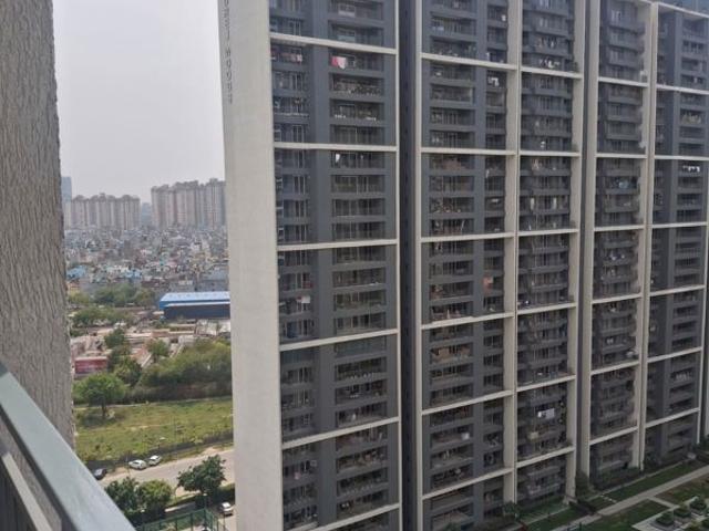 Flat for rent in Sector 43, Noida