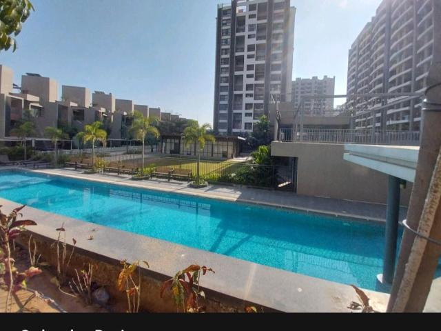 Flat for rent in Mantra Montana, Pune