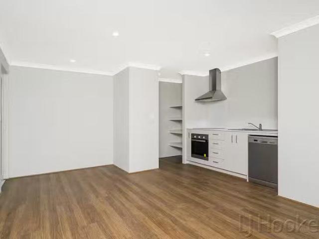 House for rent in Midvale, Western Australia