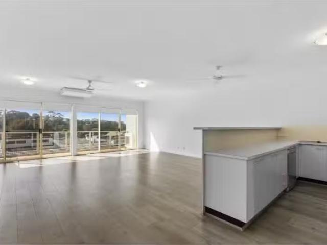 Apartment for rent in Terrigal, Central Coast Council