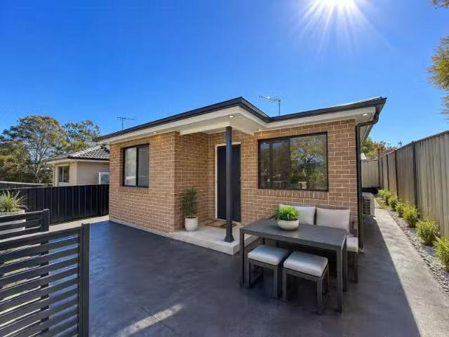 House for rent in Leumeah, Sydney