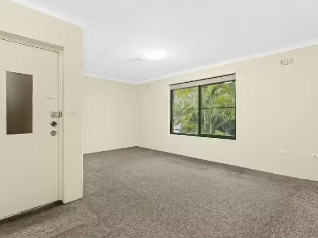 Apartment for rent in Lower North Shore, Sydney