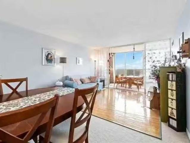 Condo for rent in Niagara, Ontario