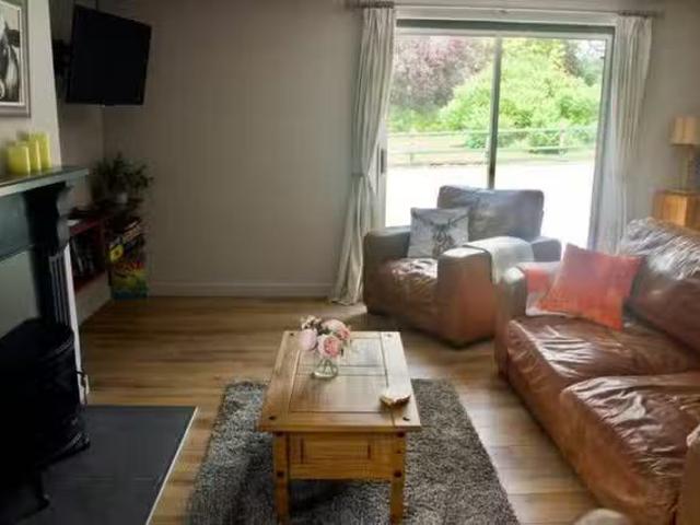 Apartment for rent in Lawrenny, Wales