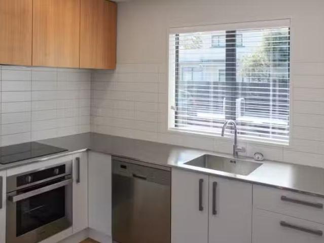 House for rent in Canterbury