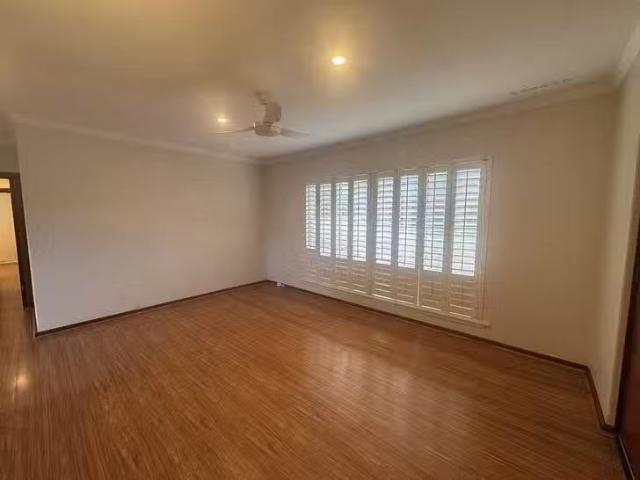 House for rent in Booragoon, Western Australia